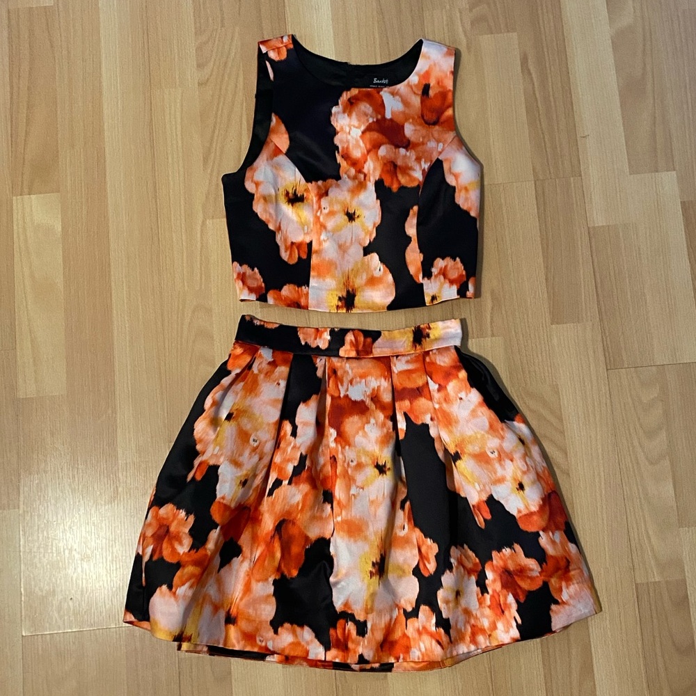 Bardot Floral A-Line Skirt in Orange & Black